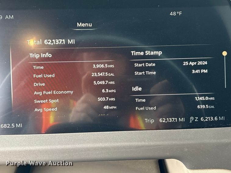 image for item YA2243 2023 Peterbilt 579 semi truck