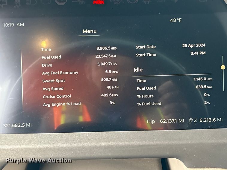 image for item YA2243 2023 Peterbilt 579 semi truck