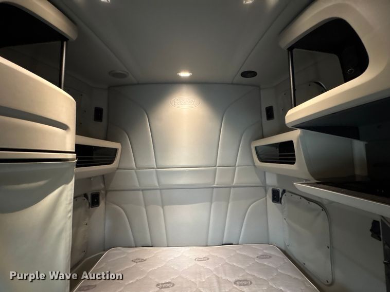 image for item YA2243 2023 Peterbilt 579 semi truck