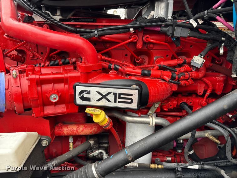 image for item YA2243 2023 Peterbilt 579 semi truck