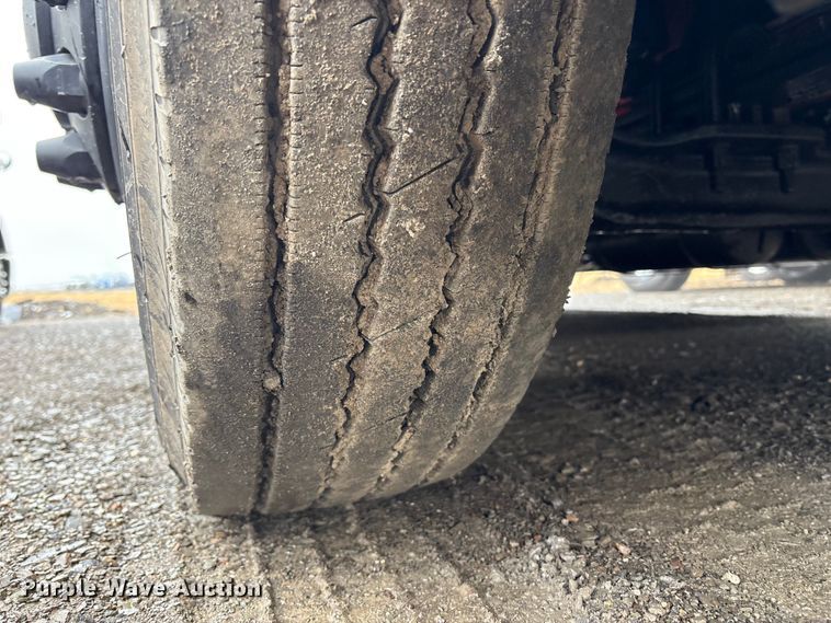 image for item YA2243 2023 Peterbilt 579 semi truck