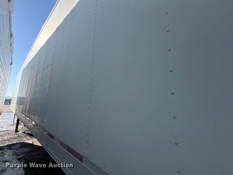 image for item YA2478 2004 Utility VS2RA refrigerated van trailer