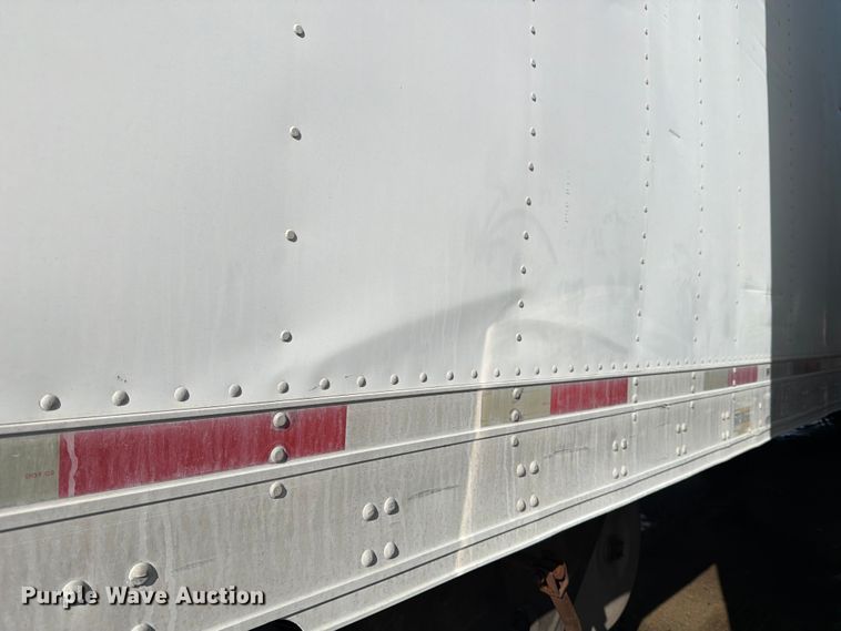 image for item YA2478 2004 Utility VS2RA refrigerated van trailer