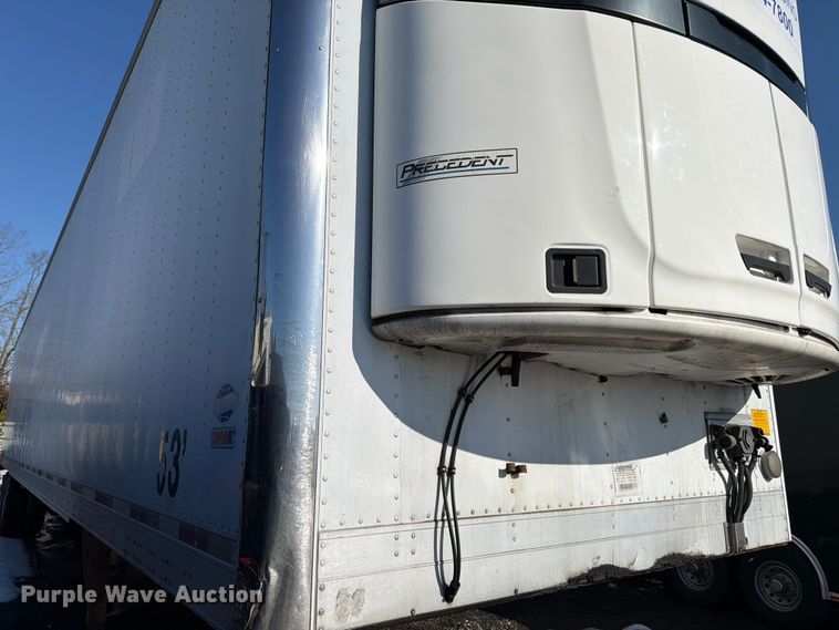 image for item YA2478 2004 Utility VS2RA refrigerated van trailer