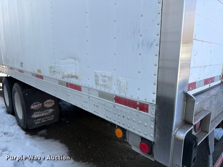 image for item YA2478 2004 Utility VS2RA refrigerated van trailer