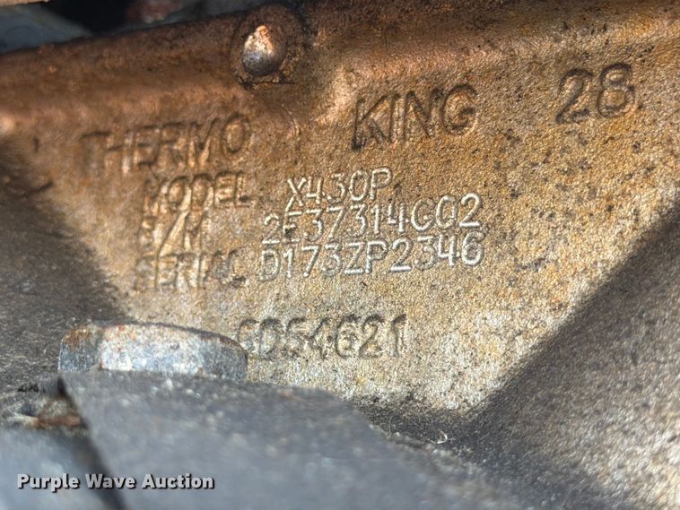 image for item YA2478 2004 Utility VS2RA refrigerated van trailer