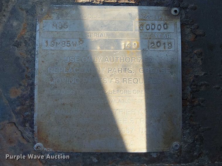 image for item YA2492 2014 Mack CXU613 semi truck