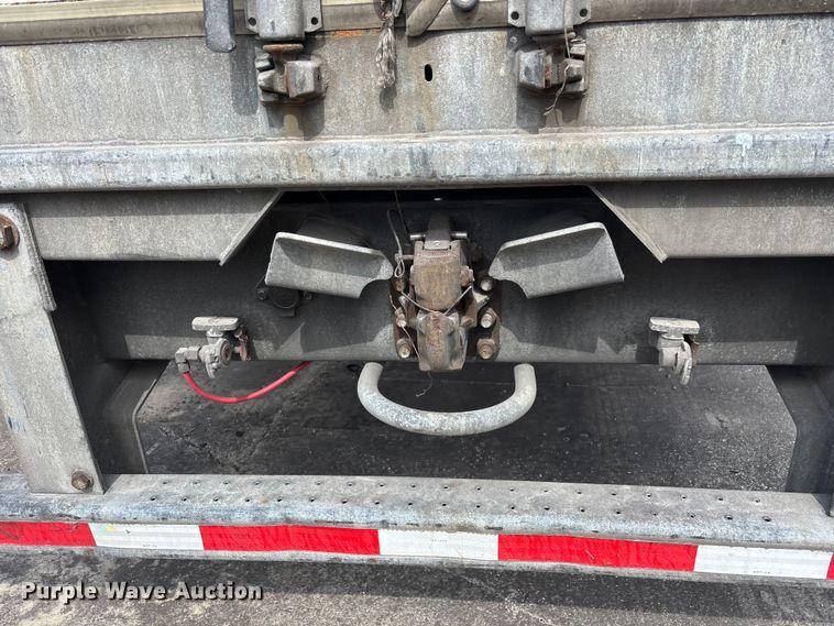 image for item YA2495 2016 Stoughton ZGPVW-535T-S-C-AR dry van trailer