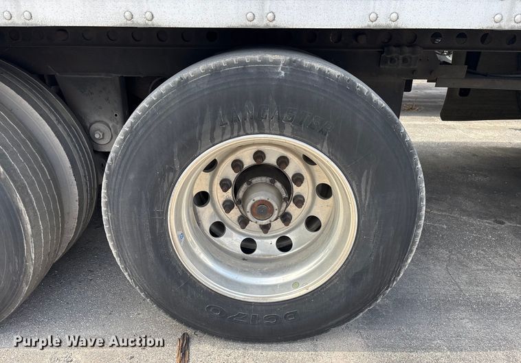 image for item YA2495 2016 Stoughton ZGPVW-535T-S-C-AR dry van trailer