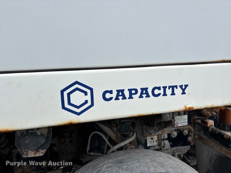 image for item YA2524 2016 Capacity yard truck