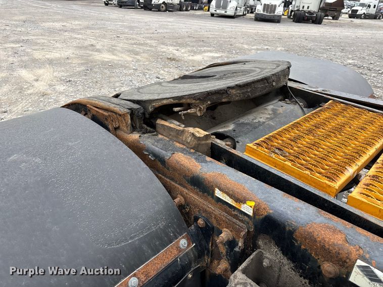 image for item YA2524 2016 Capacity yard truck