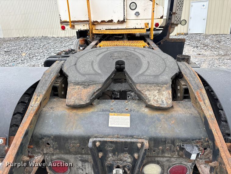 image for item YA2524 2016 Capacity yard truck