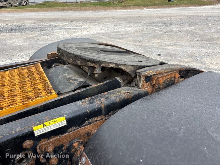 image for item YA2524 2016 Capacity yard truck