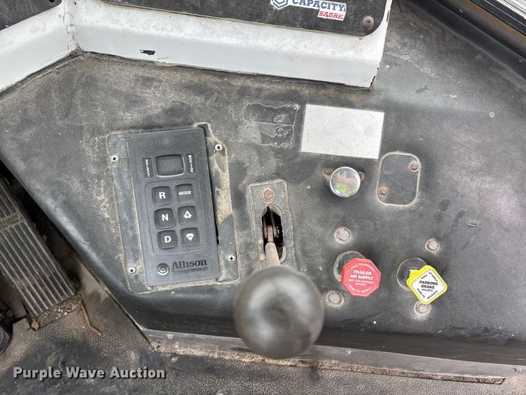 image for item YA2524 2016 Capacity yard truck