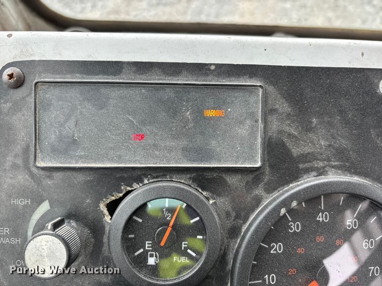 image for item YA2524 2016 Capacity yard truck