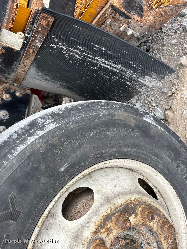 image for item YA2524 2016 Capacity yard truck