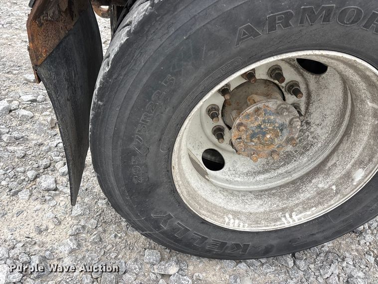 image for item YA2524 2016 Capacity yard truck