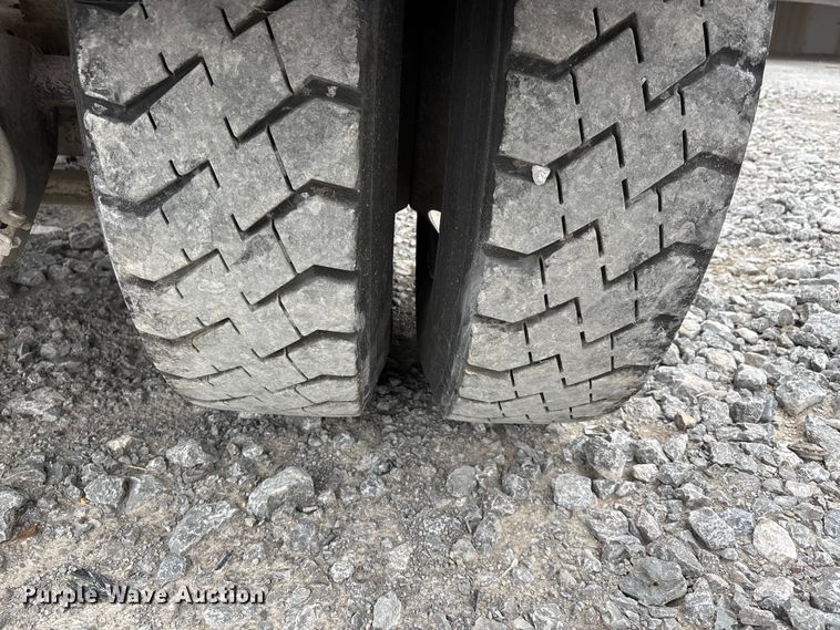 image for item YA2524 2016 Capacity yard truck