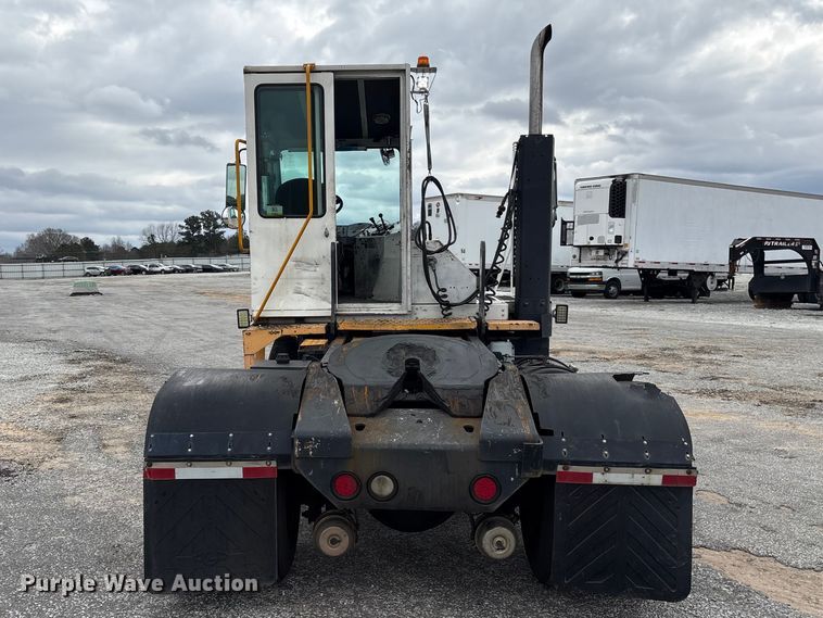 image for item YA2529 2002 Kalmar Ottawa 30 yard truck