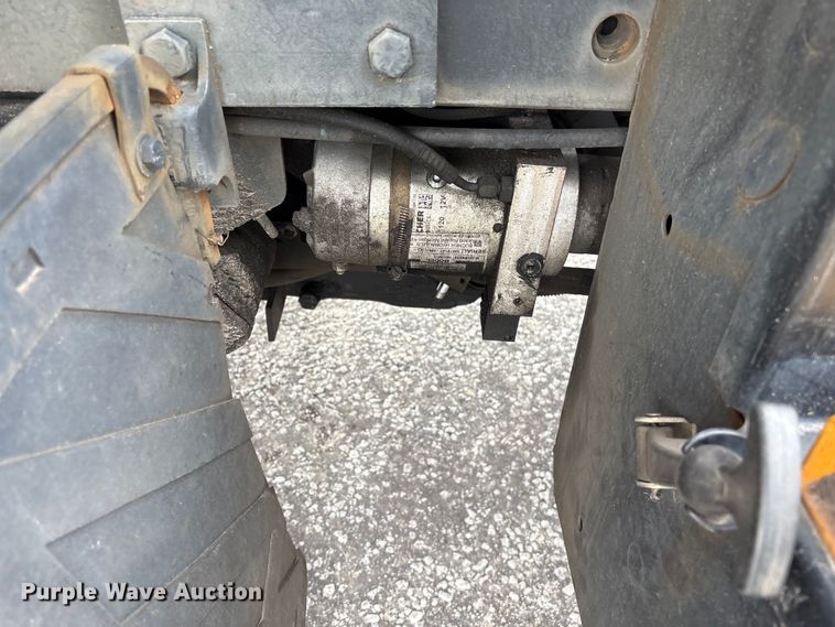 image for item YA2529 2002 Kalmar Ottawa 30 yard truck