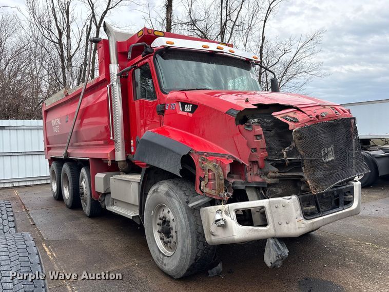 image for item YA2582 2016 Caterpillar CT660 dump truck