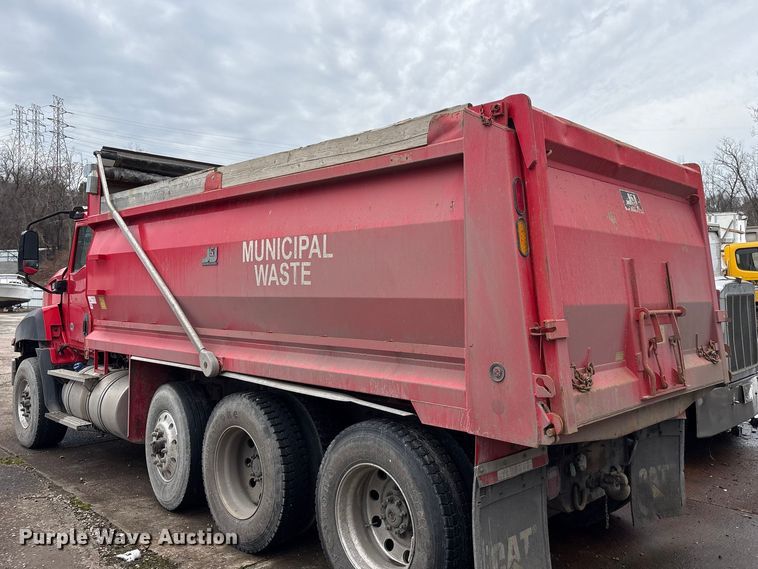 image for item YA2582 2016 Caterpillar CT660 dump truck