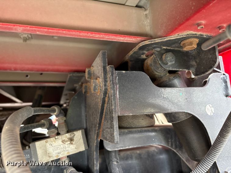 image for item YA2582 2016 Caterpillar CT660 dump truck