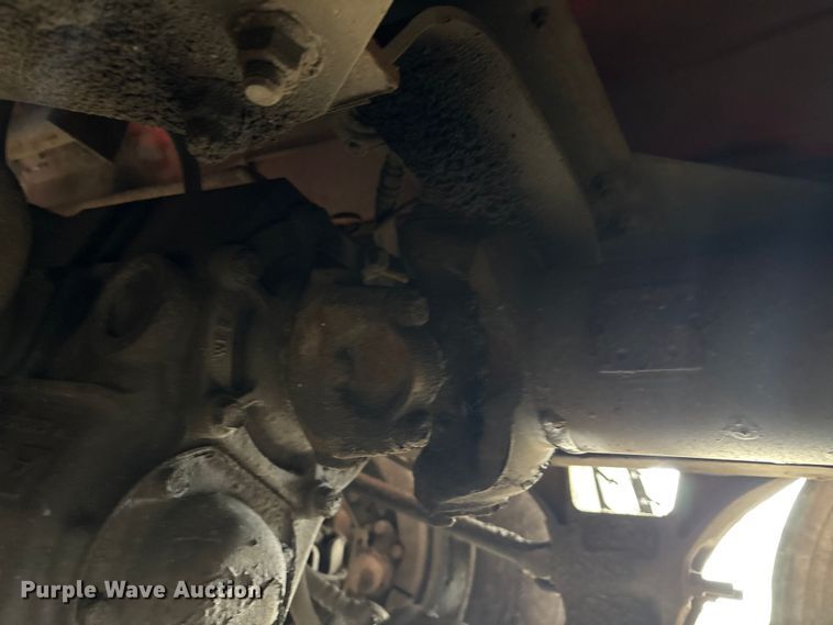 image for item YA2582 2016 Caterpillar CT660 dump truck