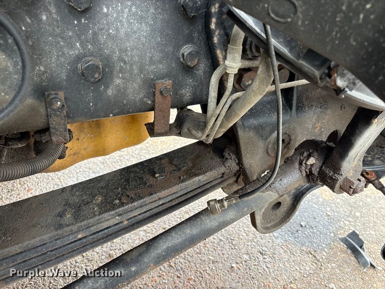 image for item YA2582 2016 Caterpillar CT660 dump truck