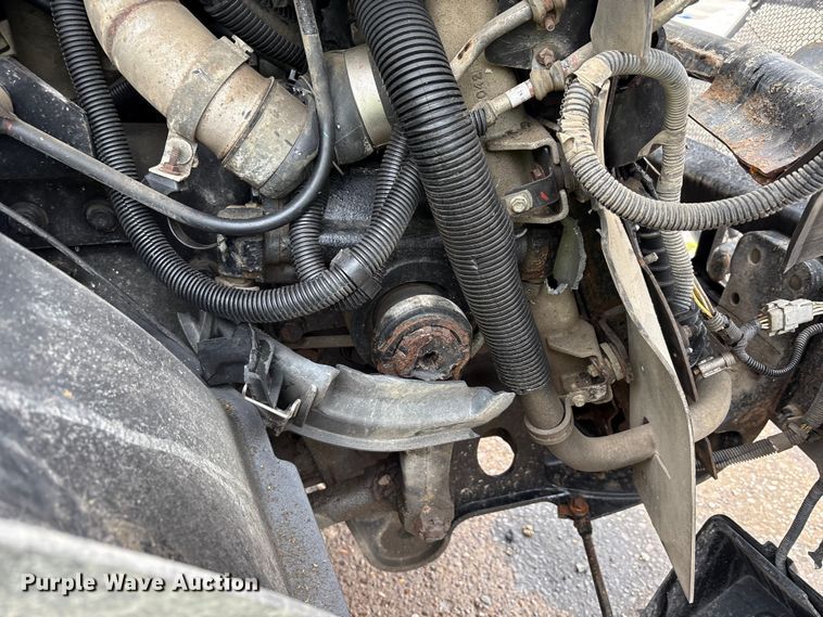 image for item YA2582 2016 Caterpillar CT660 dump truck