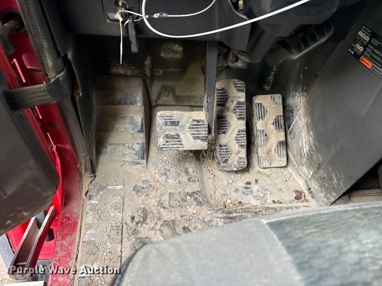 image for item YA2582 2016 Caterpillar CT660 dump truck