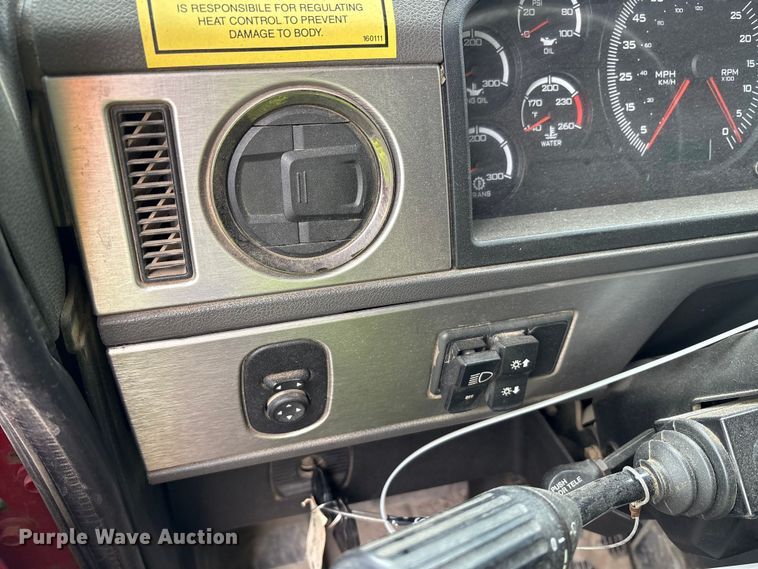 image for item YA2582 2016 Caterpillar CT660 dump truck