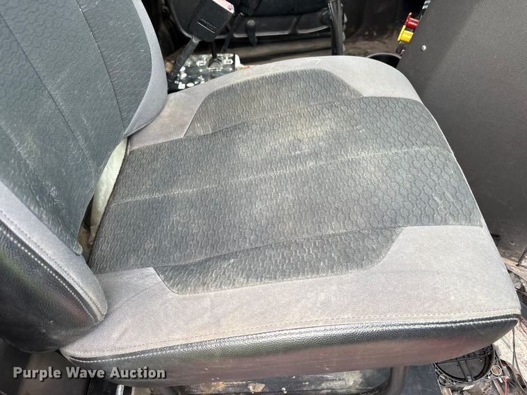 image for item YA2582 2016 Caterpillar CT660 dump truck