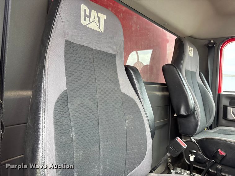 image for item YA2582 2016 Caterpillar CT660 dump truck