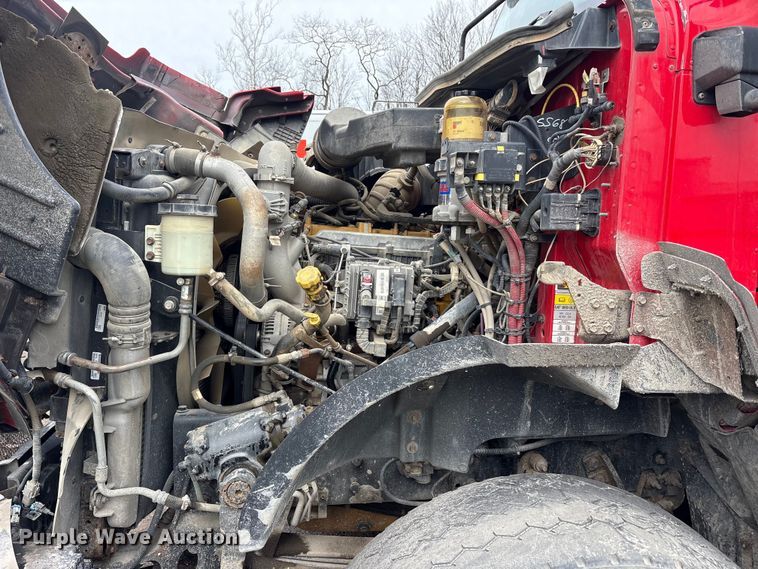 image for item YA2582 2016 Caterpillar CT660 dump truck