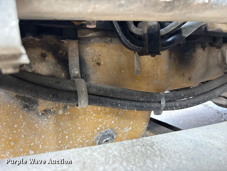 image for item YA2582 2016 Caterpillar CT660 dump truck