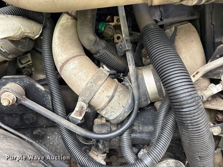 image for item YA2582 2016 Caterpillar CT660 dump truck