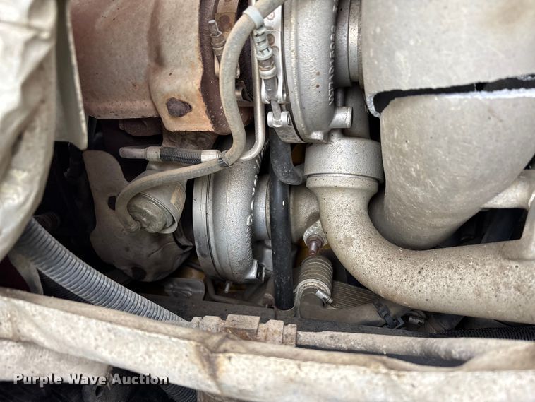 image for item YA2582 2016 Caterpillar CT660 dump truck