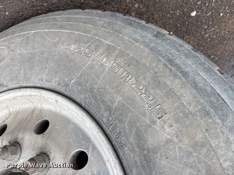 image for item YA2582 2016 Caterpillar CT660 dump truck