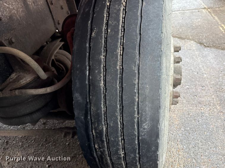 image for item YA2582 2016 Caterpillar CT660 dump truck