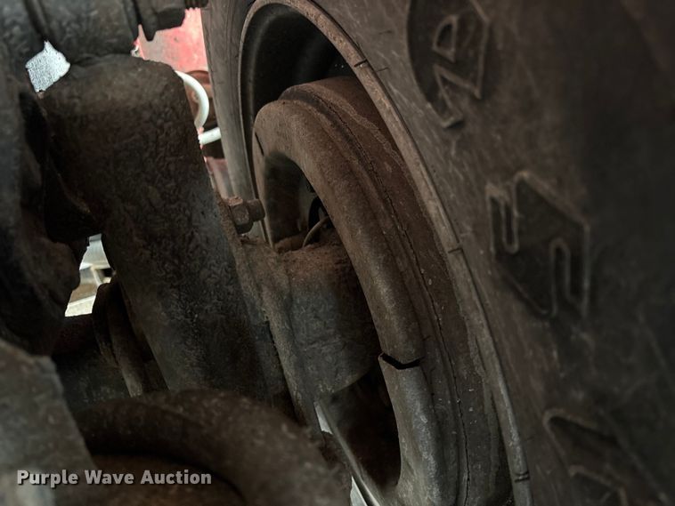 image for item YA2582 2016 Caterpillar CT660 dump truck