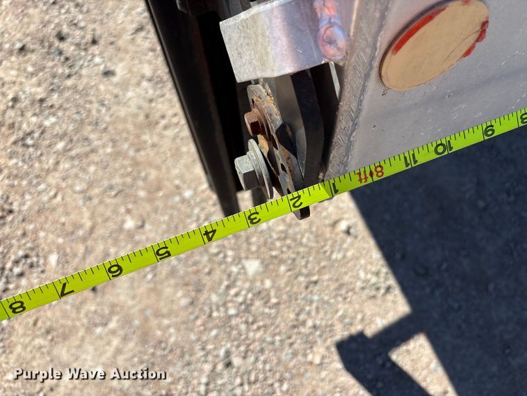 image for item YA2589 2019 Freightliner Business Class M2 box truck