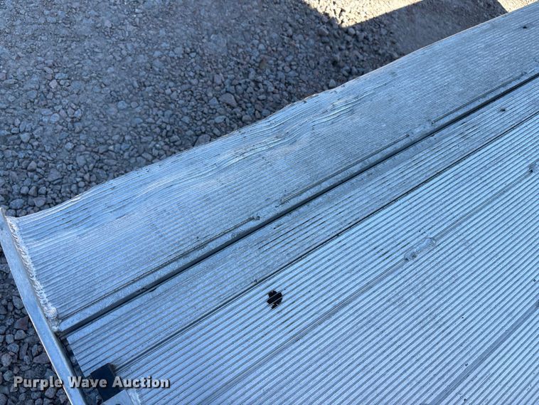 image for item YA2589 2019 Freightliner Business Class M2 box truck