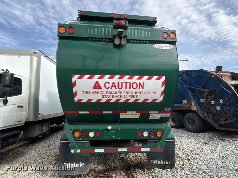 image for item YA2676 2023 Mack LR refuse truck