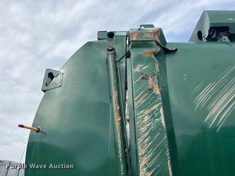 image for item YA2676 2023 Mack LR refuse truck