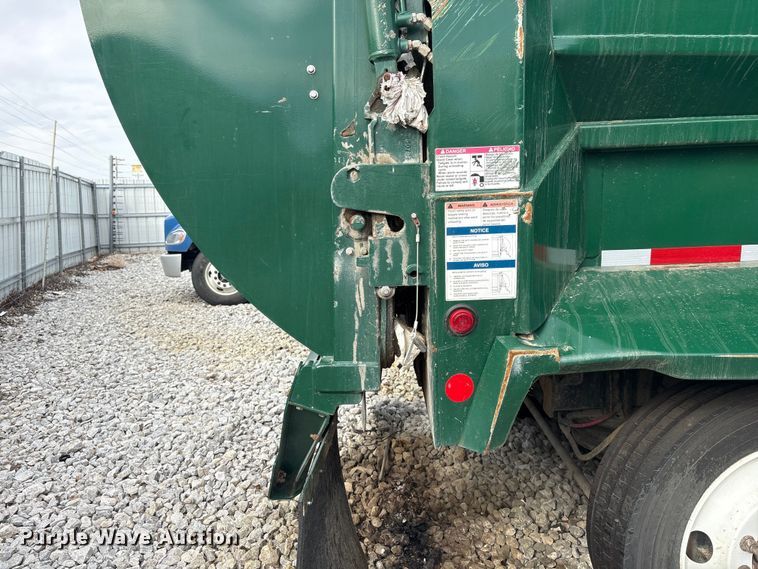 image for item YA2676 2023 Mack LR refuse truck