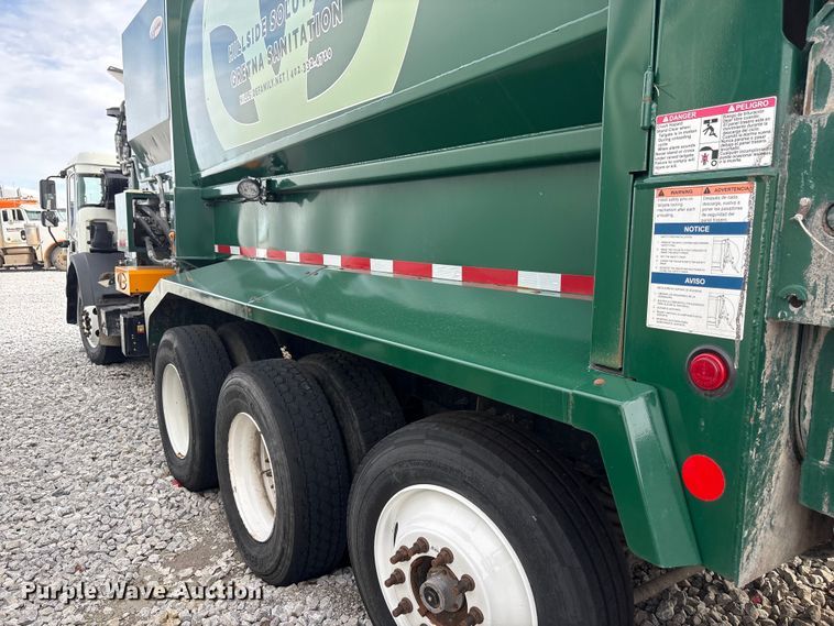 image for item YA2676 2023 Mack LR refuse truck