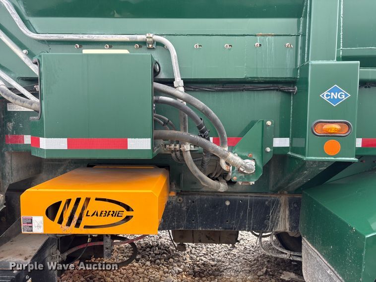 image for item YA2676 2023 Mack LR refuse truck