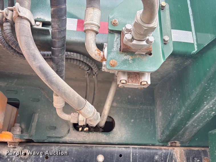 image for item YA2676 2023 Mack LR refuse truck