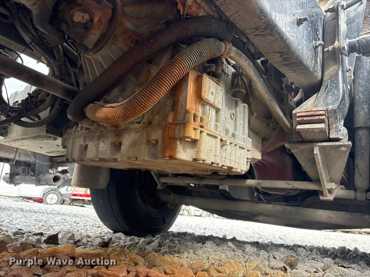 image for item YA2676 2023 Mack LR refuse truck